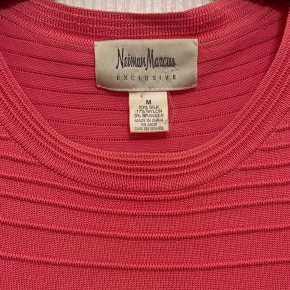 NEIMAN MARCUS Exclusive Silk Sleeveless Ribbed Tank in Pink - Picture 4 of 9